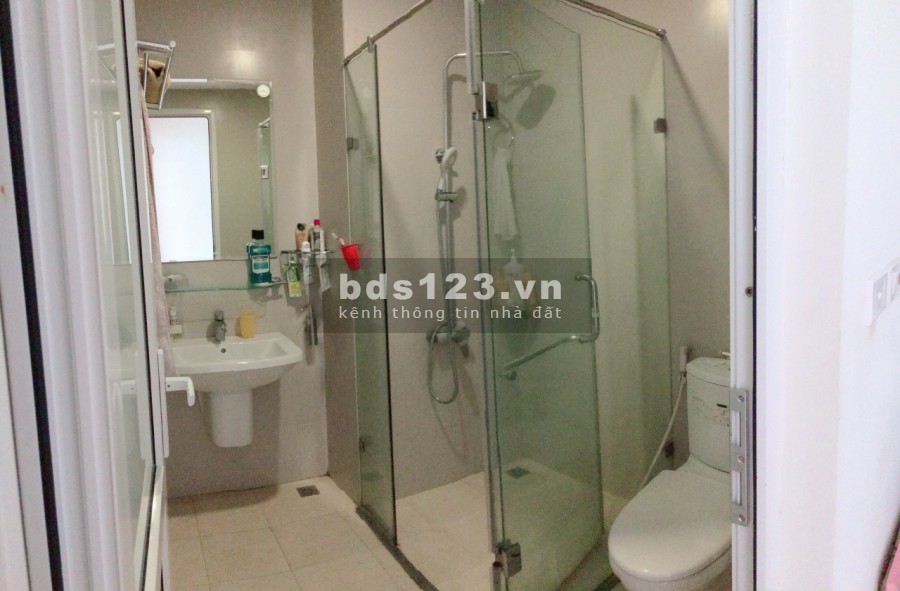 Cho thuê căn hộ Golden Land-Hoàng Huy đường Nguyễn Trãi, 96m2 2 ngủ, full nội thất. LH: 0932477586
