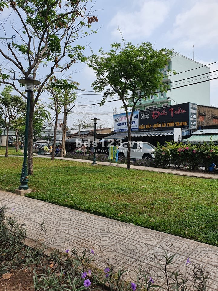 Bán nhà riêng hẻm 560 Nơ Trang Long, Bình Thạnh, nhà đẹp, giá rẻ, 35m²