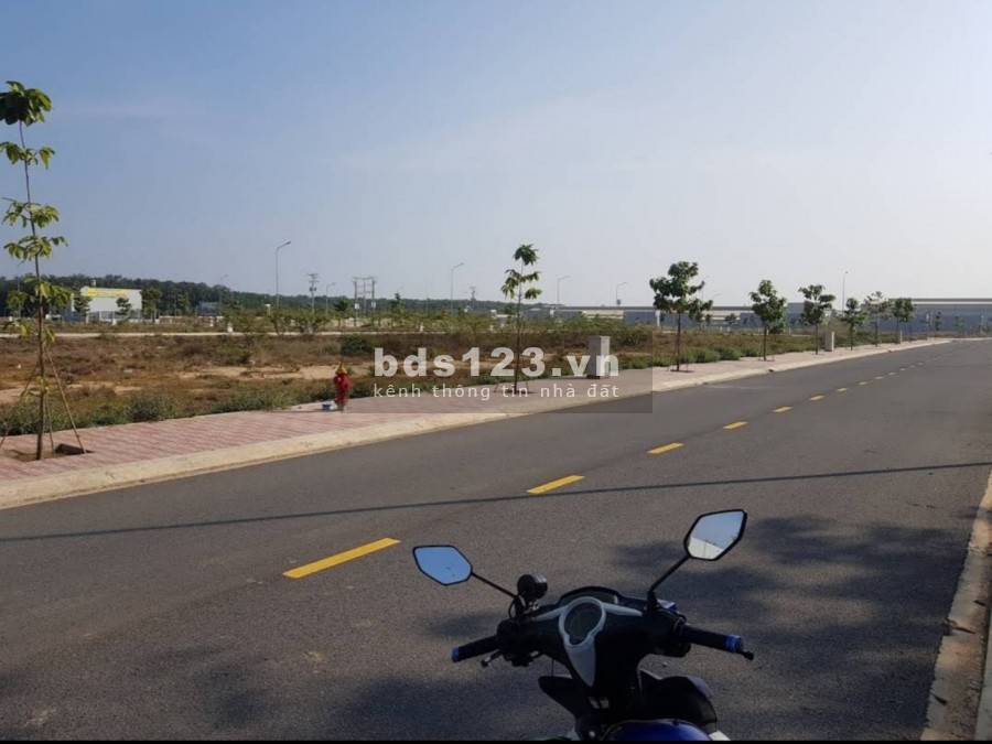 Bán đất Hội Nghĩa Tân Uyên, 100m2, 980tr, không thương lượng