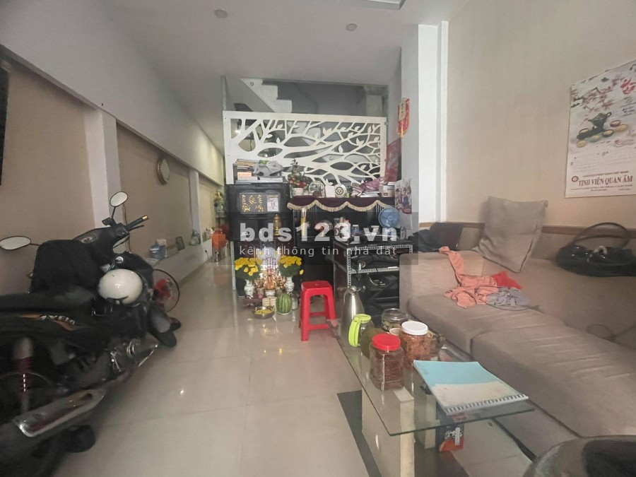 "Nhà giảm chào cần bán gấp 48m2 3 lầu BTCT giá 6.4 tỷ P9 Tân Bình