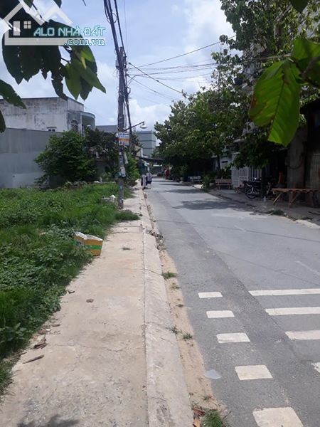 Cần sang gấp mặt bằng ngay Nguyễn Trung Trực, SHR, giá chỉ 450tr