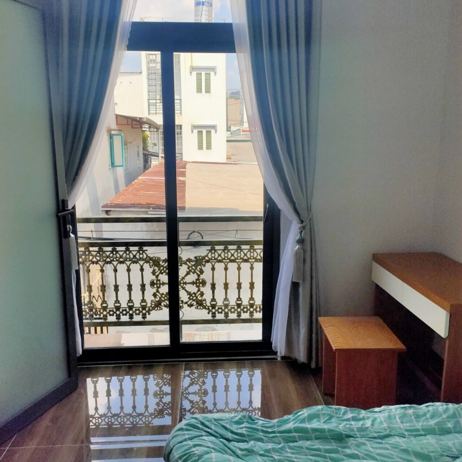 Bán nhà chợ Lê Đình Cẩn, 1T2L 3PN giá chỉ 2.56 tỷ