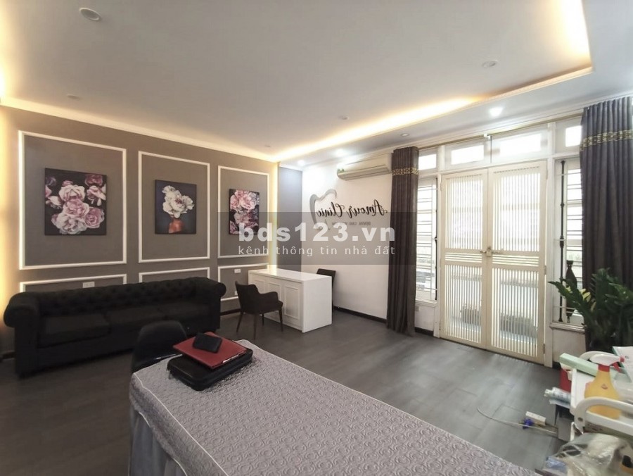 Bán nhà mặt phố Phạm Hồng Thái. Vỉa hè, ô tô, 65m2 6T MT6m nhỉnh 22 tỷ