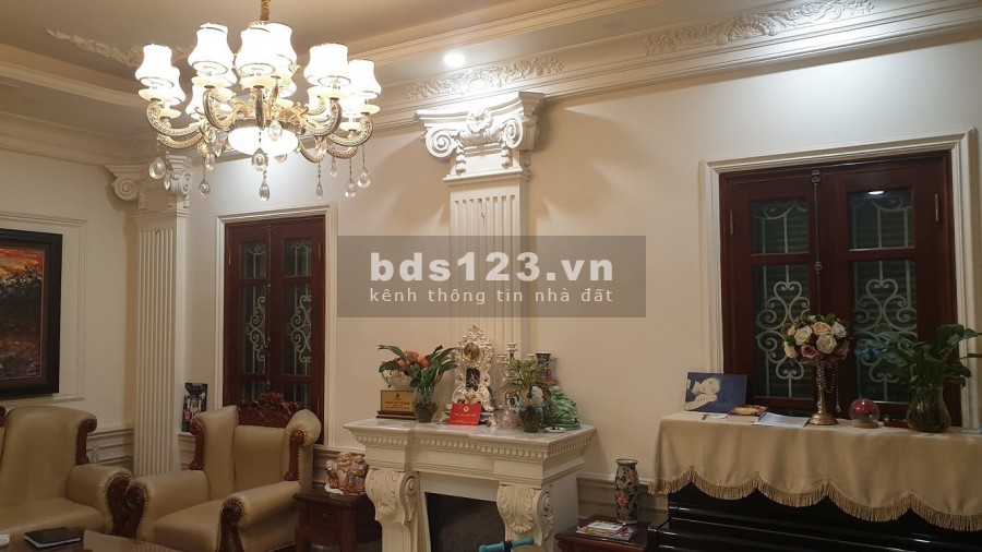 Bán biệt thự Nhân Chính, Thanh Xuân. 135m2 5T thang máy MT9m nhỉnh 25 tỷ
