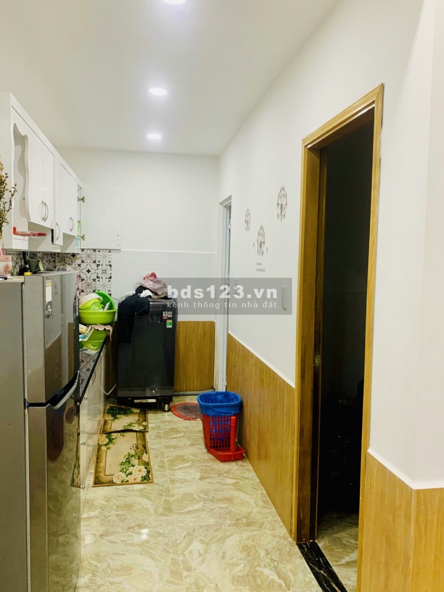 Bán Nhà C4, Hẻm 392 Cao Thắng Q.10, 54m2 Nở Hậu, Giá Tốt