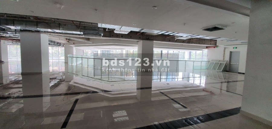 CHO THUÊ SÀN THƯƠNG MẠI 1430M2 GIÁ RẺ CHỈ 726TR PHỐ LÊ VĂN…