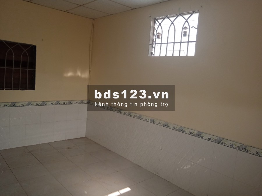 Cho thuê lầu 1 nhà nguyên căn Quận 9 rộng rãi