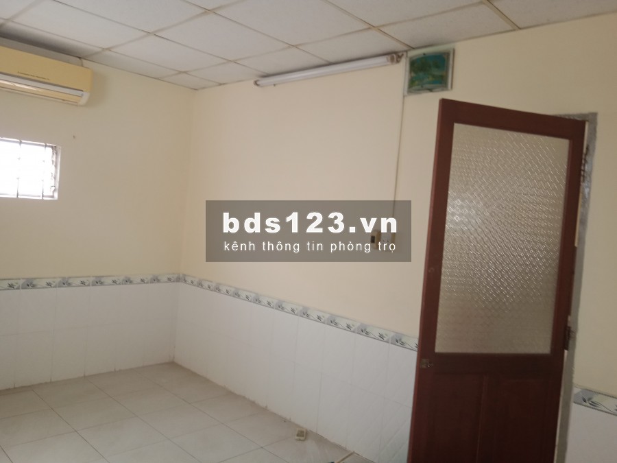Cho thuê lầu 1 nhà nguyên căn Quận 9 rộng rãi