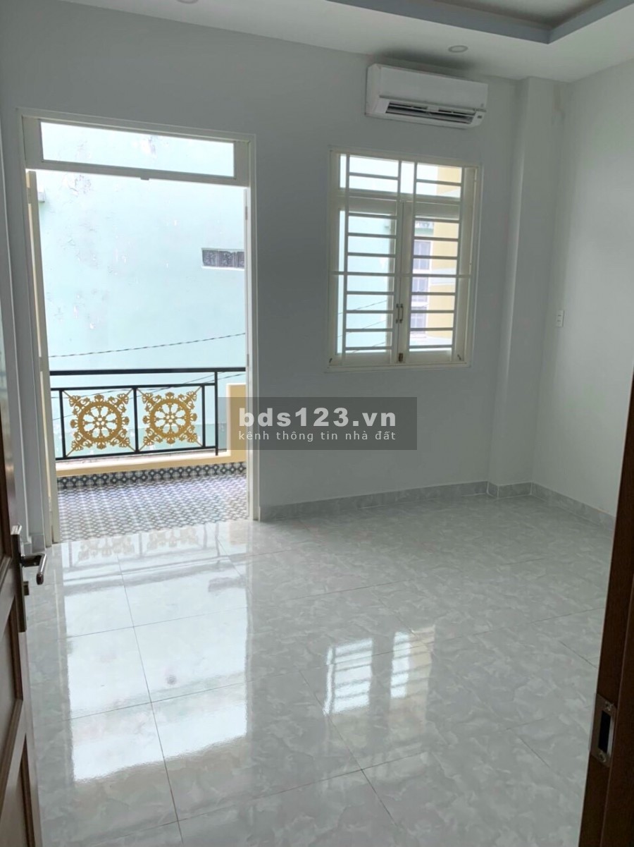 Cần cho thuê Nhà nguyên căn 1 trệt 2 Lầu ST Hẻm Ông Ích Khiêm, Quận 11, 4x13,5m. Giá 9triệu/tháng