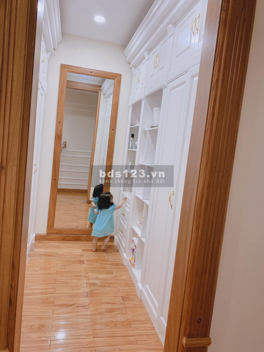 Bán nhà đường Chiến Thắng diện tích 45 m^2 5 Tầng mặt tiền 4.2m, giá 4 tỷ
