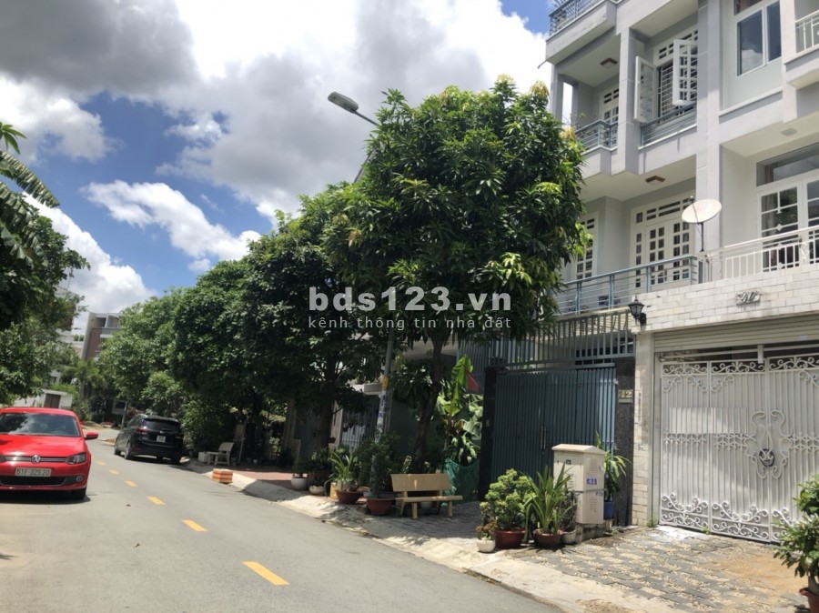Bán đất khu dân cư Văn Minh, Quận 2 giá bán 25tỷ diện tích sử dụng 200m2, (10mx20m)