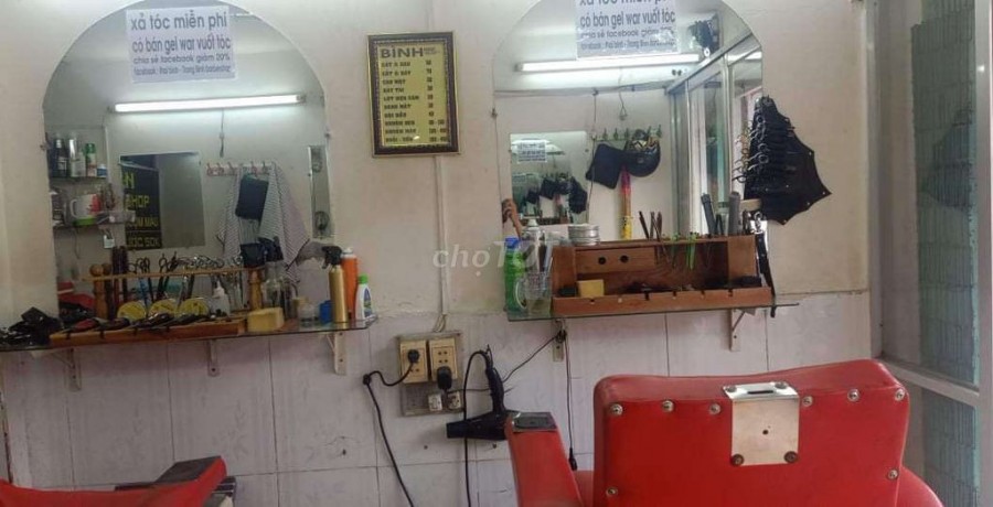 CẦN SANG NHƯỢNG LẠI TIỆM CẮT TÓC NAM