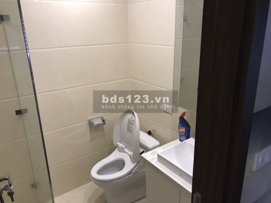 Cho thuê Chung cư Yên Hòa Condominium 3 ngủ full 12 triệu. Lh 0377983070