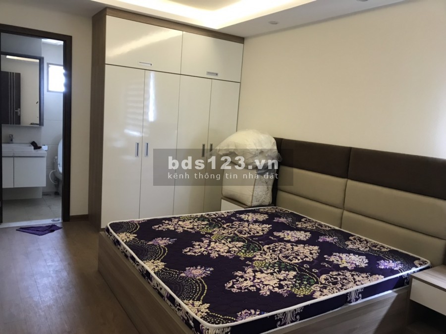 Cho thuê Chung cư Yên Hòa Condominium 3 ngủ full 12 triệu. Lh 0377983070