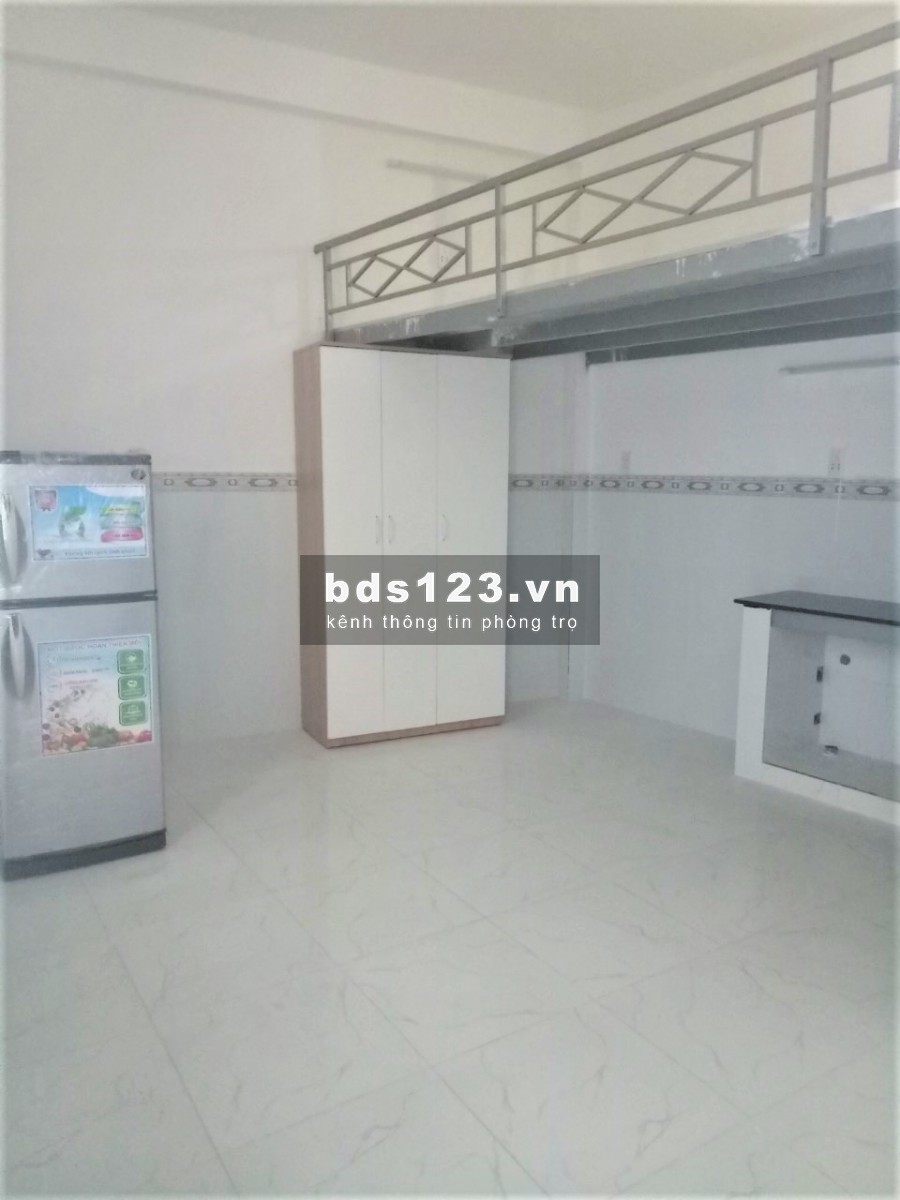 PHÒNG CÓ GÁC ĐẦY ĐỦ NỘI THẤT GIÁ RẺ GẦN SÂN BAY TÂN BÌNH