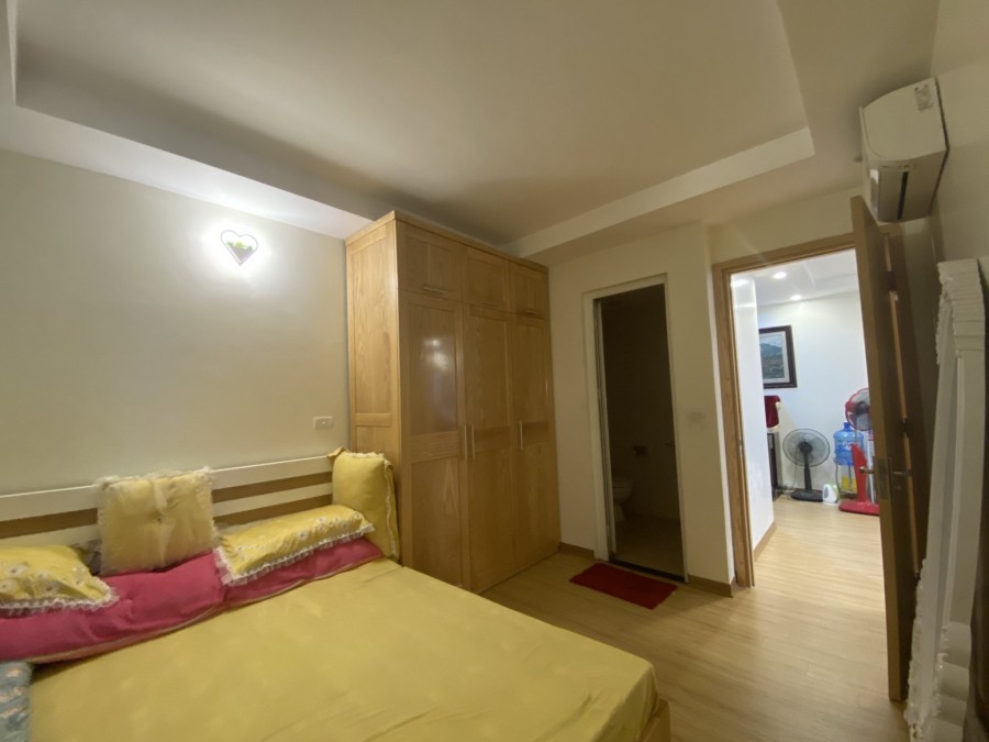 Chính chủ bán căn hộ chung cư tại tòa M1 chung cư Mipec City View, DT 80m2 Giá 2 tỷ LH 0866657976