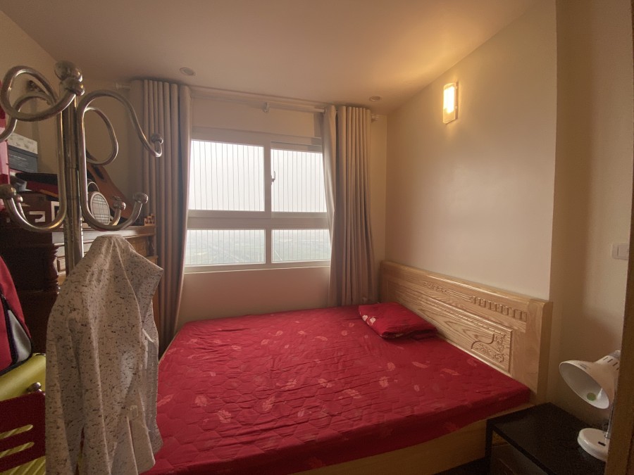 Chính chủ bán căn hộ chung cư tại tòa M1 chung cư Mipec City View, DT 80m2 Giá 2 tỷ LH 0866657976