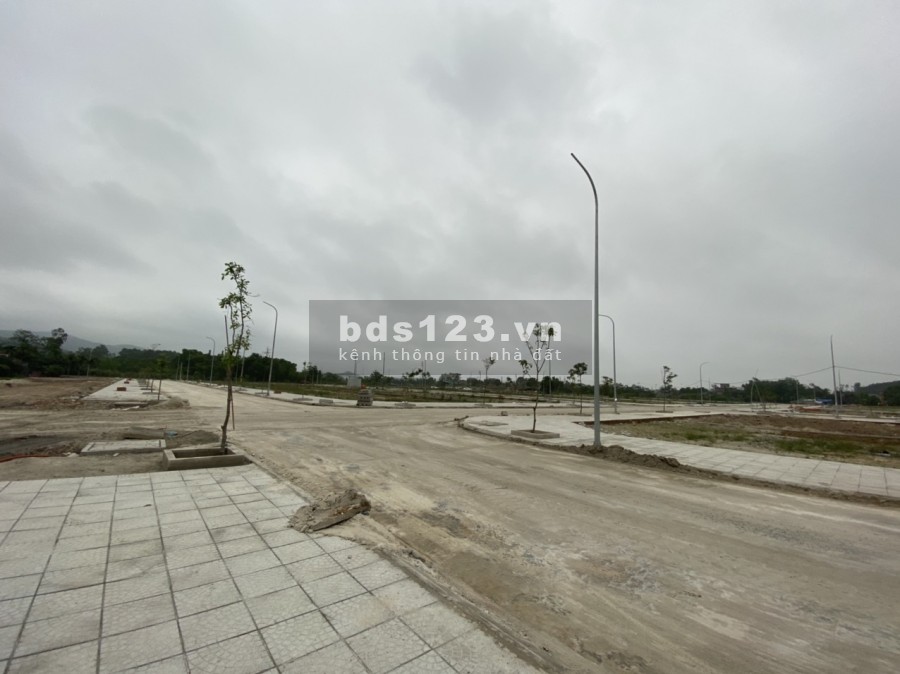 Đón sóng khu sinh thái thanh sơn TP. Uông Bí dư án đất nền có sổ đầu tiên giá CĐT