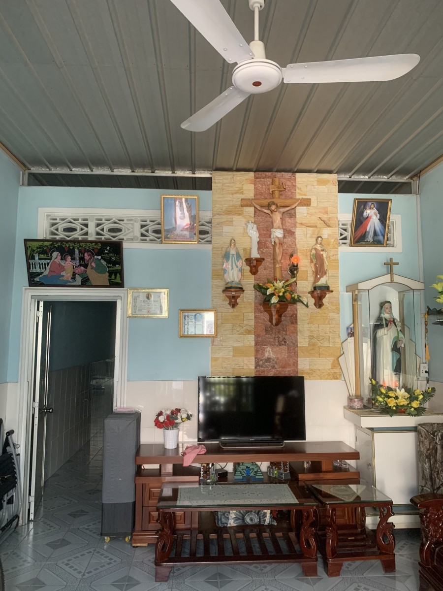 Bán nhà rẻ cấp 4, diện tích 128m2, đường ô tô, phường Tam Hiệp Vi trí: cách giáo xứ bùi hưng chỉ vài bước chân Diện tích: 4x32m
