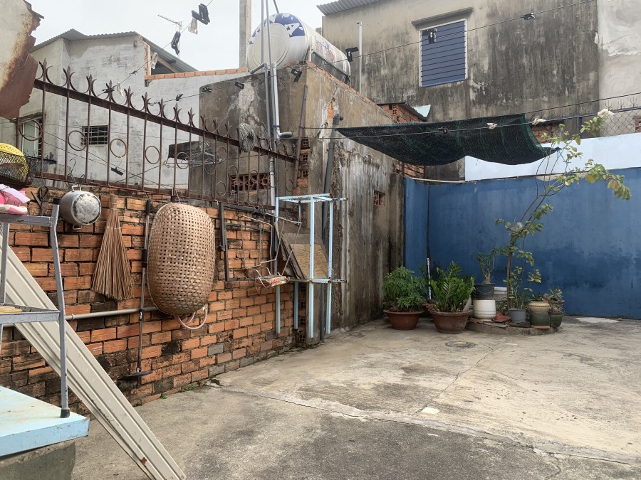 Bán nhà rẻ cấp 4, diện tích 128m2, đường ô tô, phường Tam Hiệp Vi trí: cách giáo xứ bùi hưng chỉ vài bước chân Diện tích: 4x32m