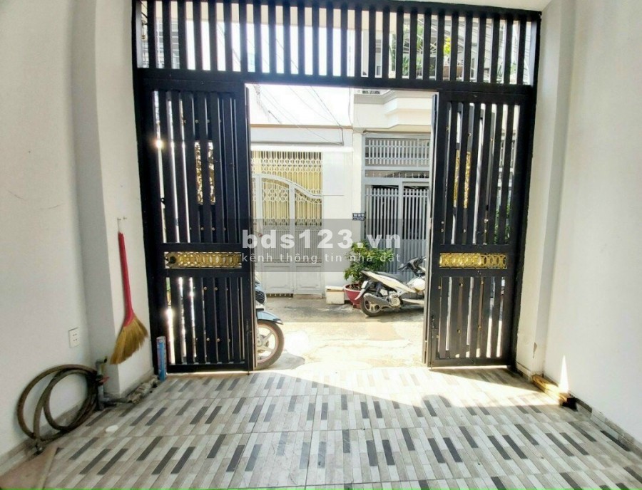 Nhà 1 tấm, 2 phòng ngủ, 69m2, SHR giá 820 triệu đường Dương Thị Giang, Tân Thới Nhất, Q12.