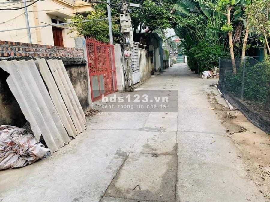 Tổ ấm nhỏ, bỏ không được. Ngay sát Thuỵ Phương, Dt33m, vuông vắn, ngõ rộng, 1,4 tỷ