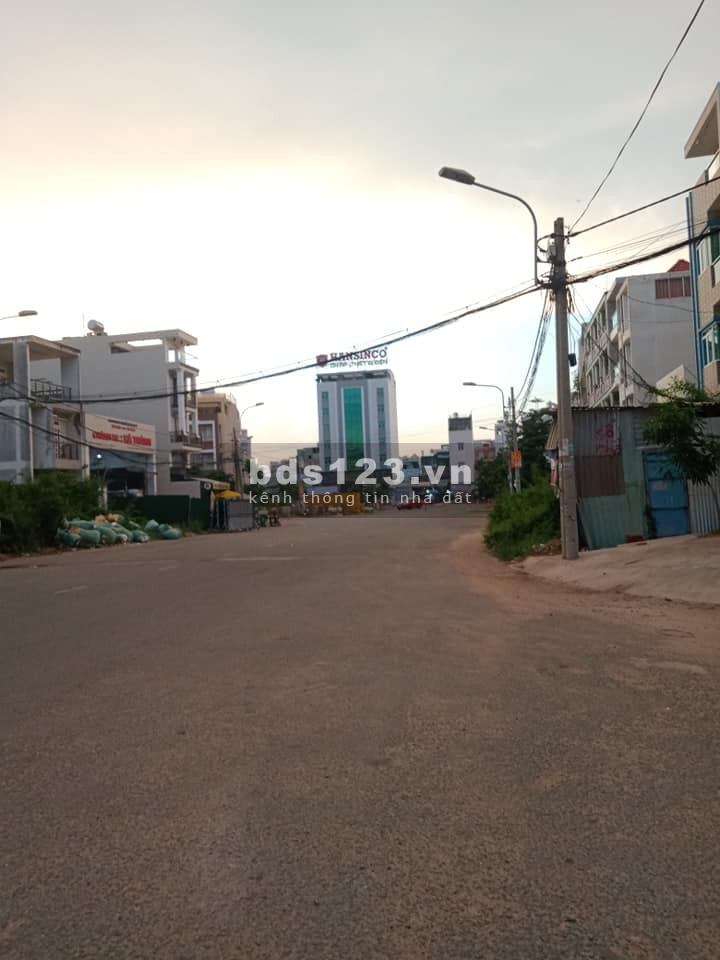 VỠ NỢ, BÁN GẤP nhà đường 15m An Dương Vương, 126m2, 4 tầng, LN 140tr/tháng, CHỈ 11 tỷ