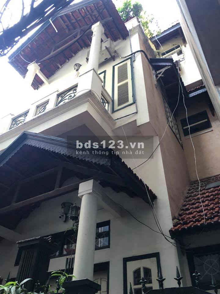 Bán gấp Trần Cung. Biệt Thự Mini dt 59m2 giá 4.5 tỷ lh 0988842970