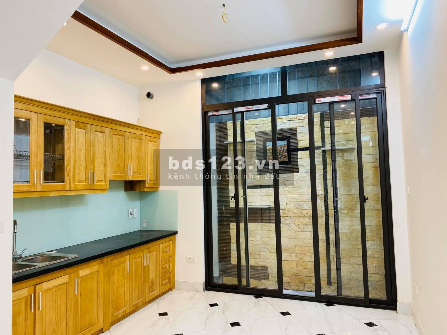 Bán nhà Ngõ Quỳnh, Nhà Mới, 45m2x5T. MT 3.8m. Giá 4.7 tỷ