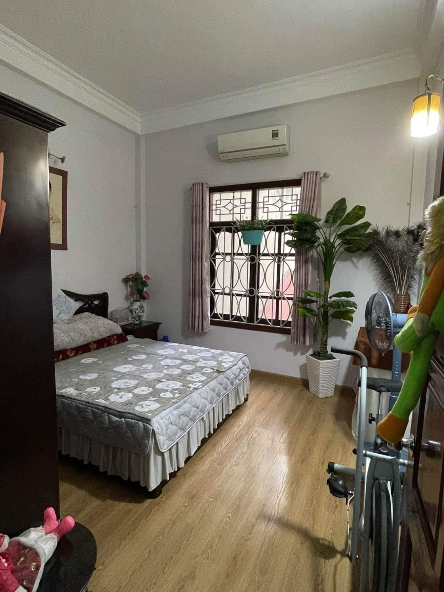 Nhà Đẹp Phân Lô Quân Đội Thanh Xuân 55m2 x 4 Tầng, Gara Ô Tô, Kinh Doanh Chỉ 7.5 Tỷ.