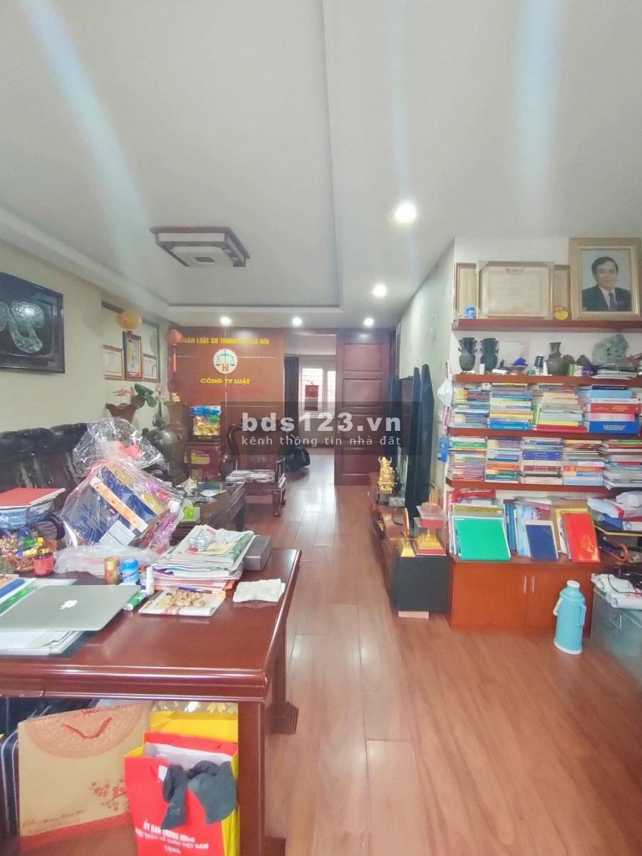BÁN NHÀ MẶT PHỐ TÂY HỒ 7 TẦNG 70M GẦN HỒ KINH DOANH 0978439490