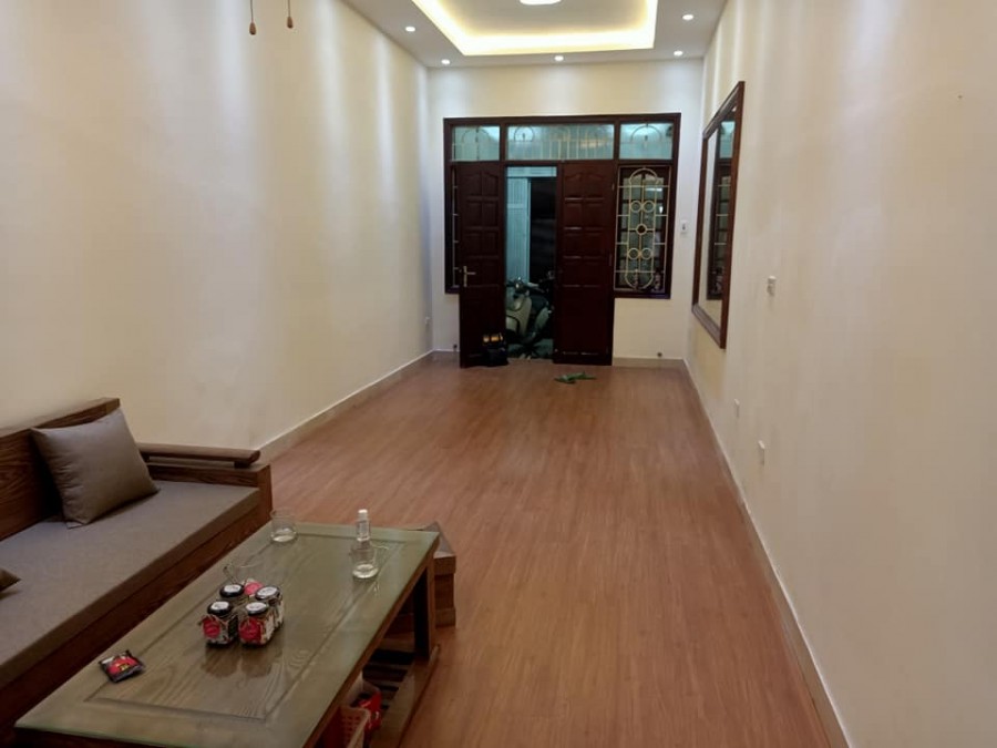 Bán Nhà Lê Trọng Tấn 60m2, Ô Tô Đỗ Cửa, 60m Ra Phố, Khu Dân Chí Cao