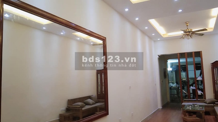 Bán gấp nhà Lê Trọng Tấn, Thanh Xuân 64m 4T 6.5 tỷ, ô tô đỗ cửa, vào nhà