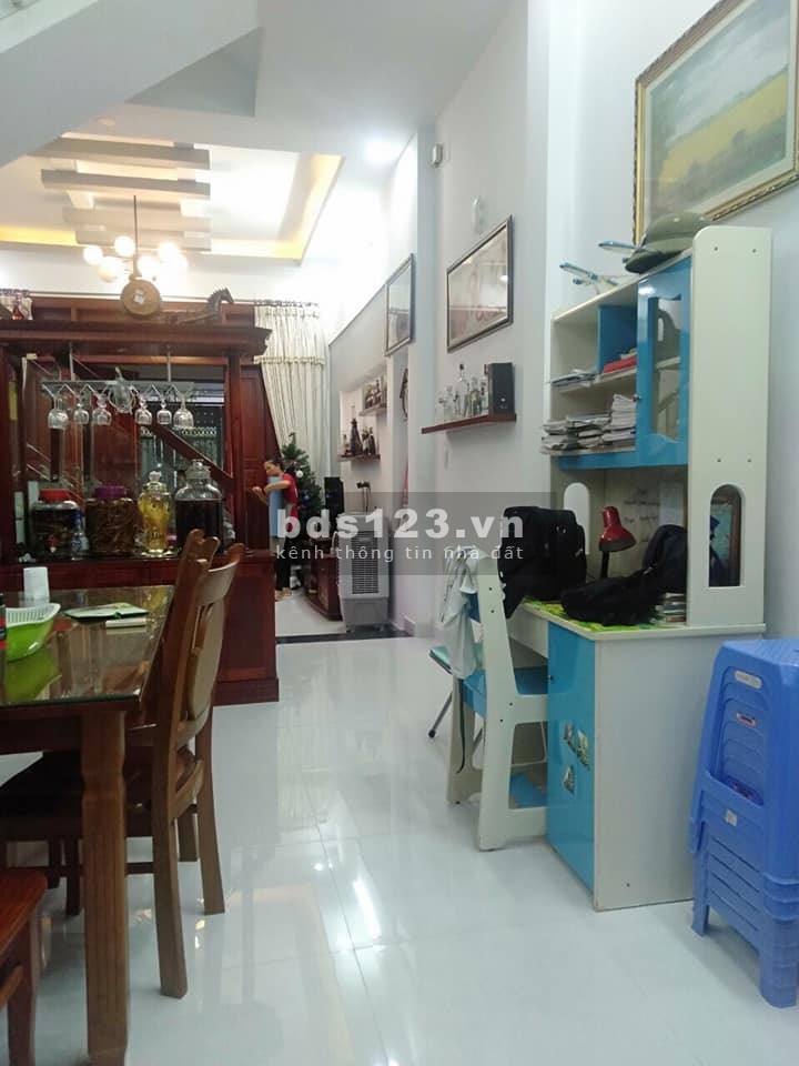 HXH Phan Huy Ích, p12, q Gò Vấp, dt 67M2. đẹp, mới, 5 tầng, rẻ chỉ 6,2 tỷ