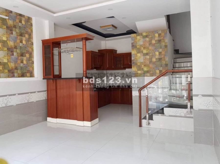 Chính chủ cho thuê nhà NC 4 lầu tại 982/1A Quang Trung P8 GVấp giá 16tr/th