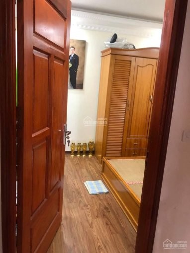 NHÀ ĐẸP LONG BIÊN Ở LUÔN GẦN CHỢ, TRƯỜNG, TRẠM -Ô TÔ ĐỖ 30M