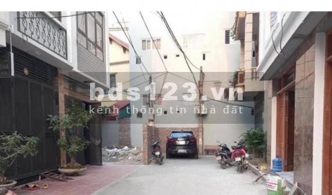 Bán nhà Hoàng Mai - nhà 3 tầng, ô tô vào tận nhà