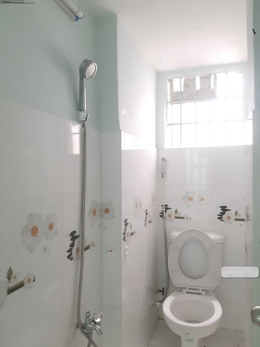 Gia đình chia tài Sản bán gấp nhà hẻm XH 120/5B Trần Bình Trọng, Quận 5, 60m2, 3 Tầng, chỉ 8 tỷ 5