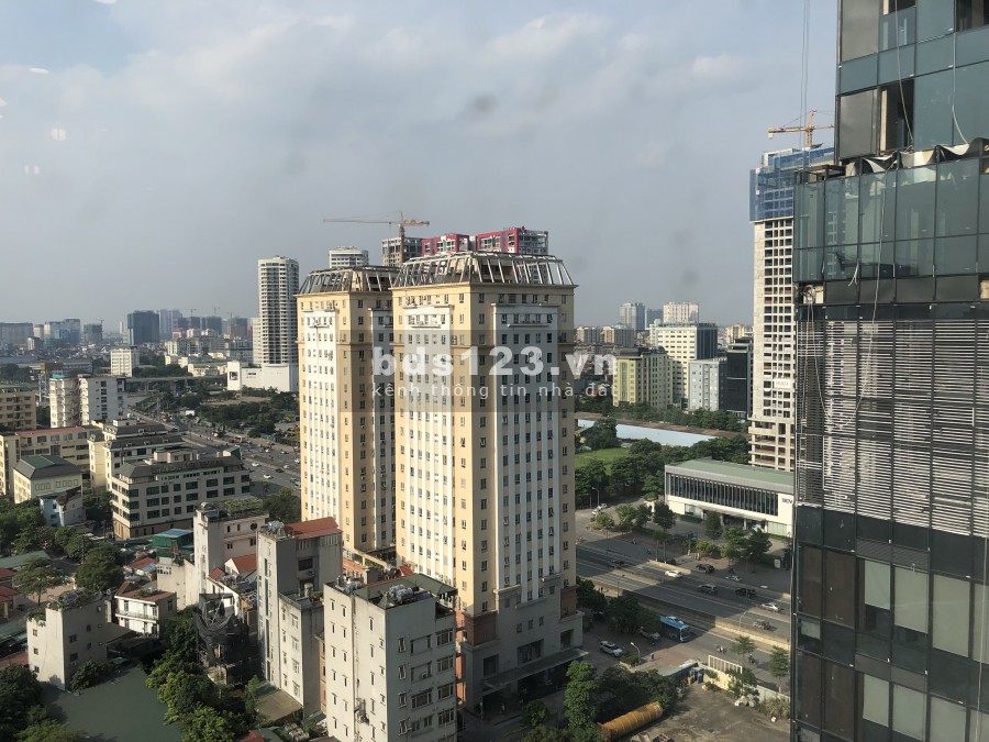 Chính chủ cho thuê căn hộ cao cấp 2 ngủ, full nội thất - FLC 18 Phạm Hùng