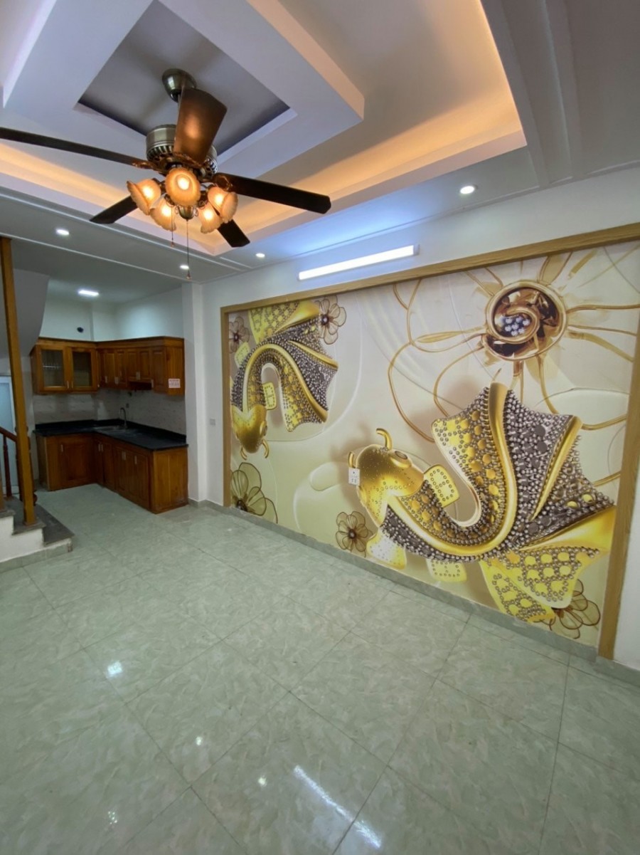 Bán nhà phố Ngũ Nhạc ngõ rộng 30mx5 tầng giá 2.4 tỷ