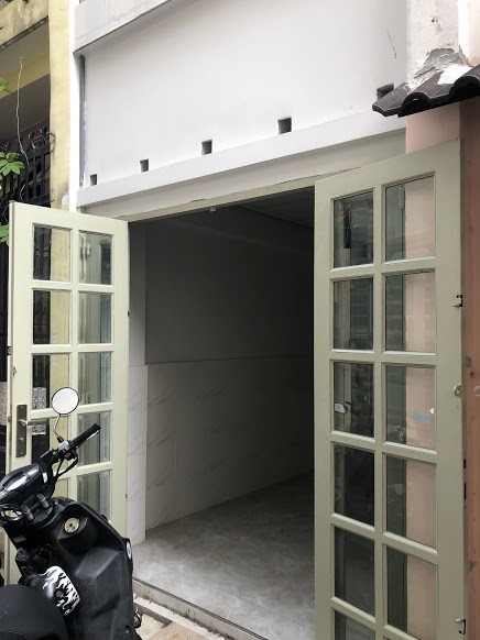 Cho thuê nhà 3/2, Quận 10, DT 2.8x7m, 1 trệt 1 lầu. Giá 7.5 tr/th 0908330490