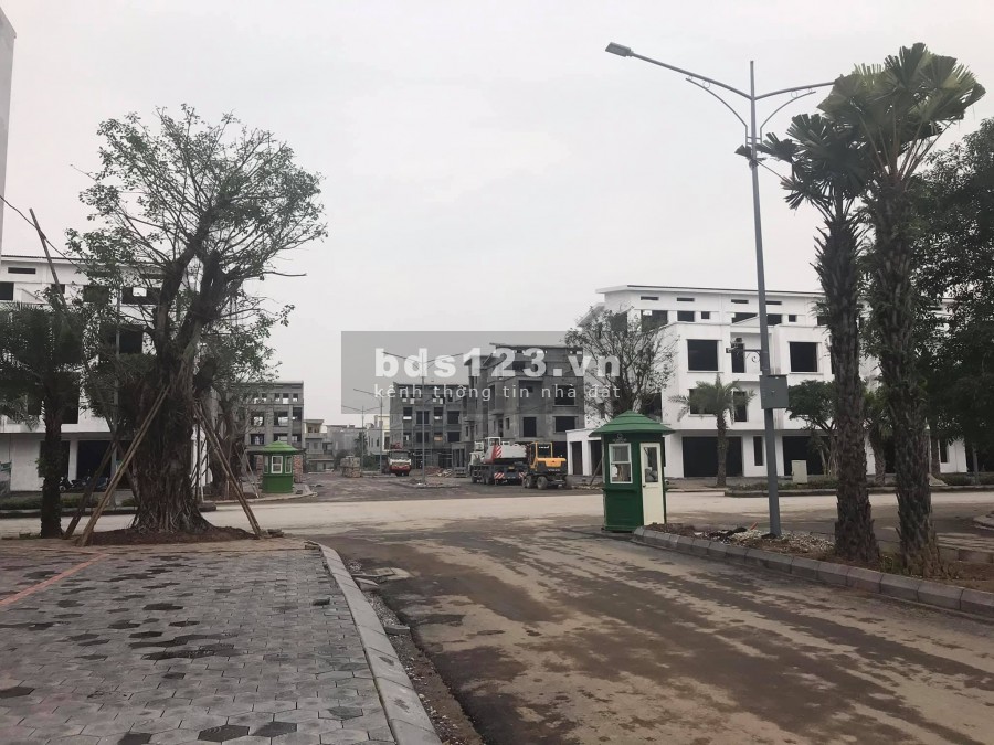 Bán biệt thự Ecopark TT4-BT-25.1, TP HD 431.8m2, mặt tiền 21.59m, đường 23m, 3 tầng