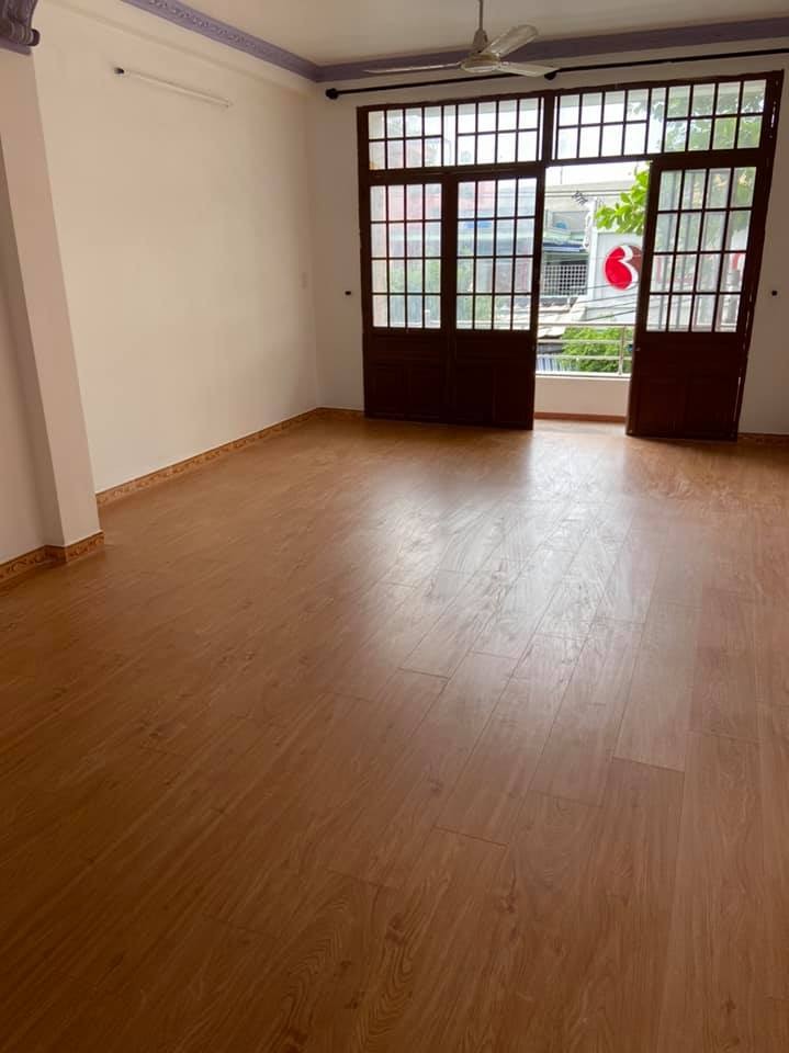 BÁN NHÀ MẶT TIỀN Ô TÔ ĐỖ CỬA PHÚ NHUẬN 21M2 GIÁ 4,5 TỶ (VBT-201)