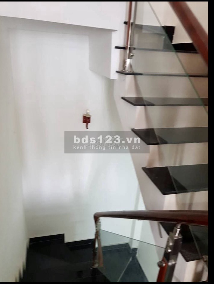 Chính chủ cho thuê nhà NC 4 lầu tại 982/1A Quang Trung P8 GVấp giá 16tr/th
