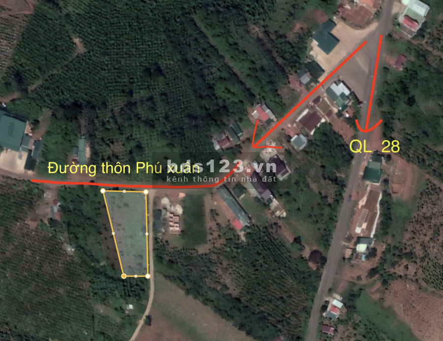 Đất rộng vị trí cực đẹp, 2 mặt tiền thuận lợi kinh doanh