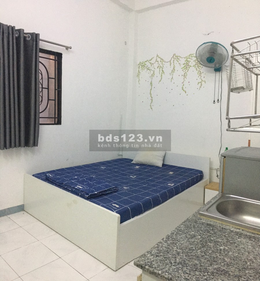 Cho thuê căn hộ dịch vụ giá rẻ từ 4tr, Bình Thạnh, gần ngã tư hàng xanh
