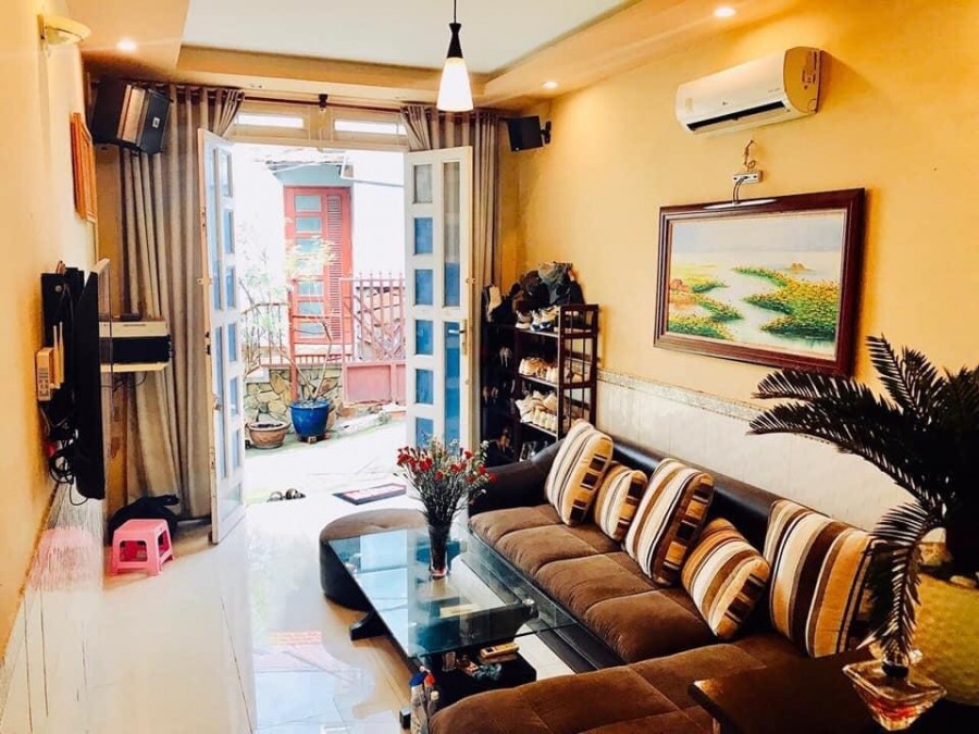 Bán nhà mới đẹp 3 tầng Đường Phạm Văn Hai, Tân Bình, 40m2 chỉ 5 tỷ 300