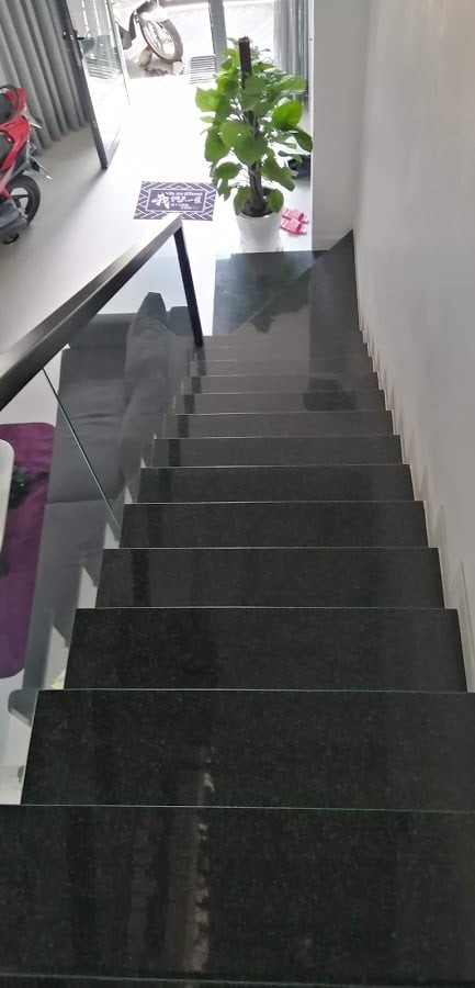 CHỦ ĐANG GẤP cần bán nhà hẻm 5m Ni Sư Huỳnh Liên, thiết kế đẹp, 57m2, 6 tỷ350, siêu hiếm