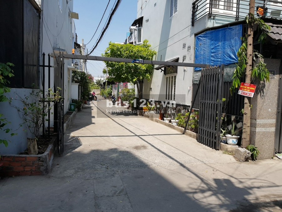 Cho thuê mặt bằng đất giá rẻ quận 12