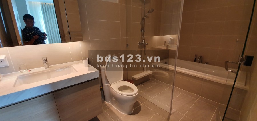 Cần cho thuê gấp căn hộ 3pn Sadora, full nt, view nhìn về công viên Sala và quận 1 cực đẹp